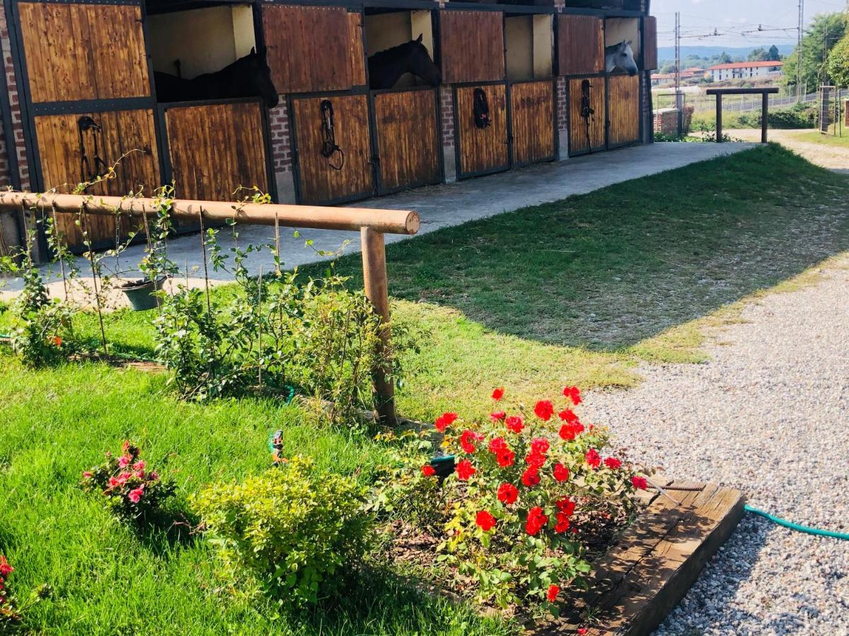 B&B Tenuta Legnate Sesto Calende Exterior photo