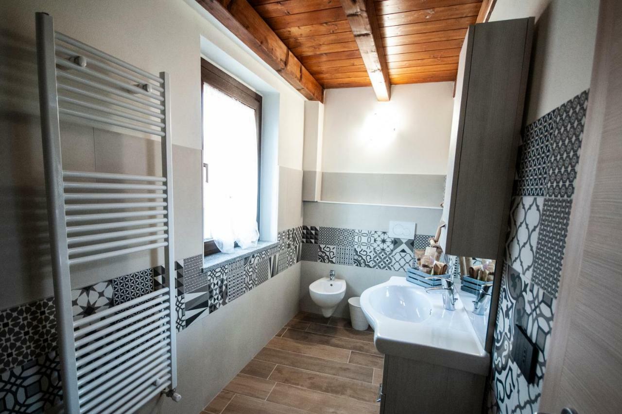 B&B Tenuta Legnate Sesto Calende Exterior photo
